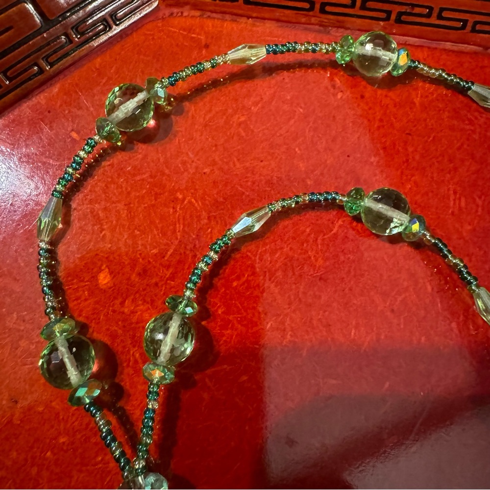 Artisan Beaded Murano Glass Pendant Green & Silver Swirl Design All Glass Beads - Picture 6 of 9
